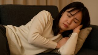 妻がリビングで寝るようになったのは浮気？距離感の変化をチェック